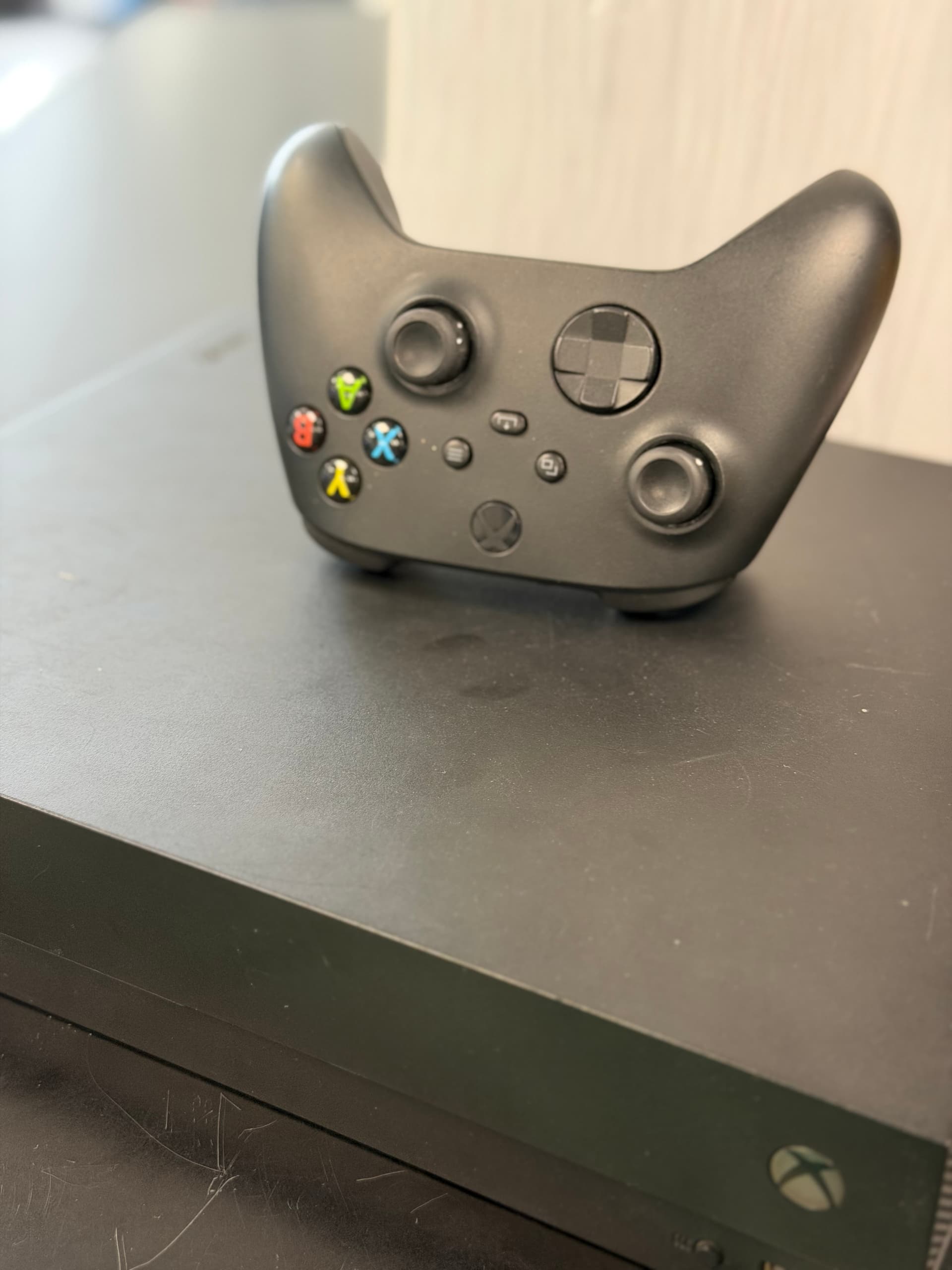 Xbox One x 1tb impecable control original sin detalles 🔥✨