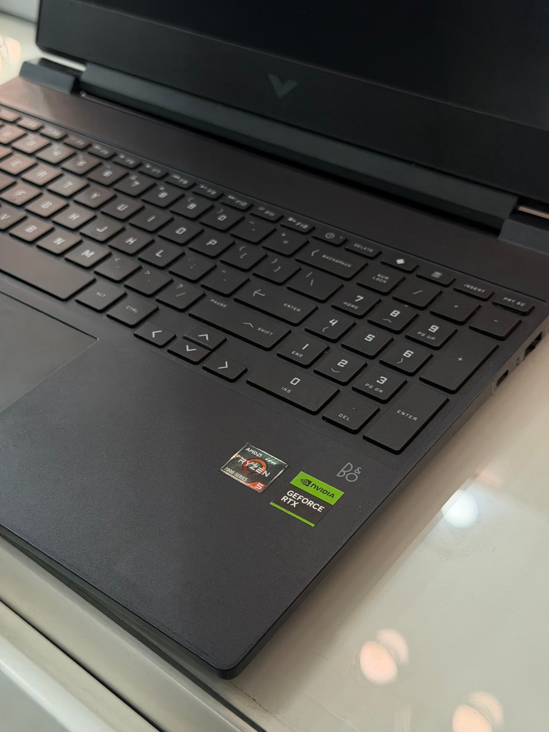 Hp victus gamer Rzen 5 7 mil series 16 gb 512 ssd NVIDIA RTX 2050 🔥POTENTE
