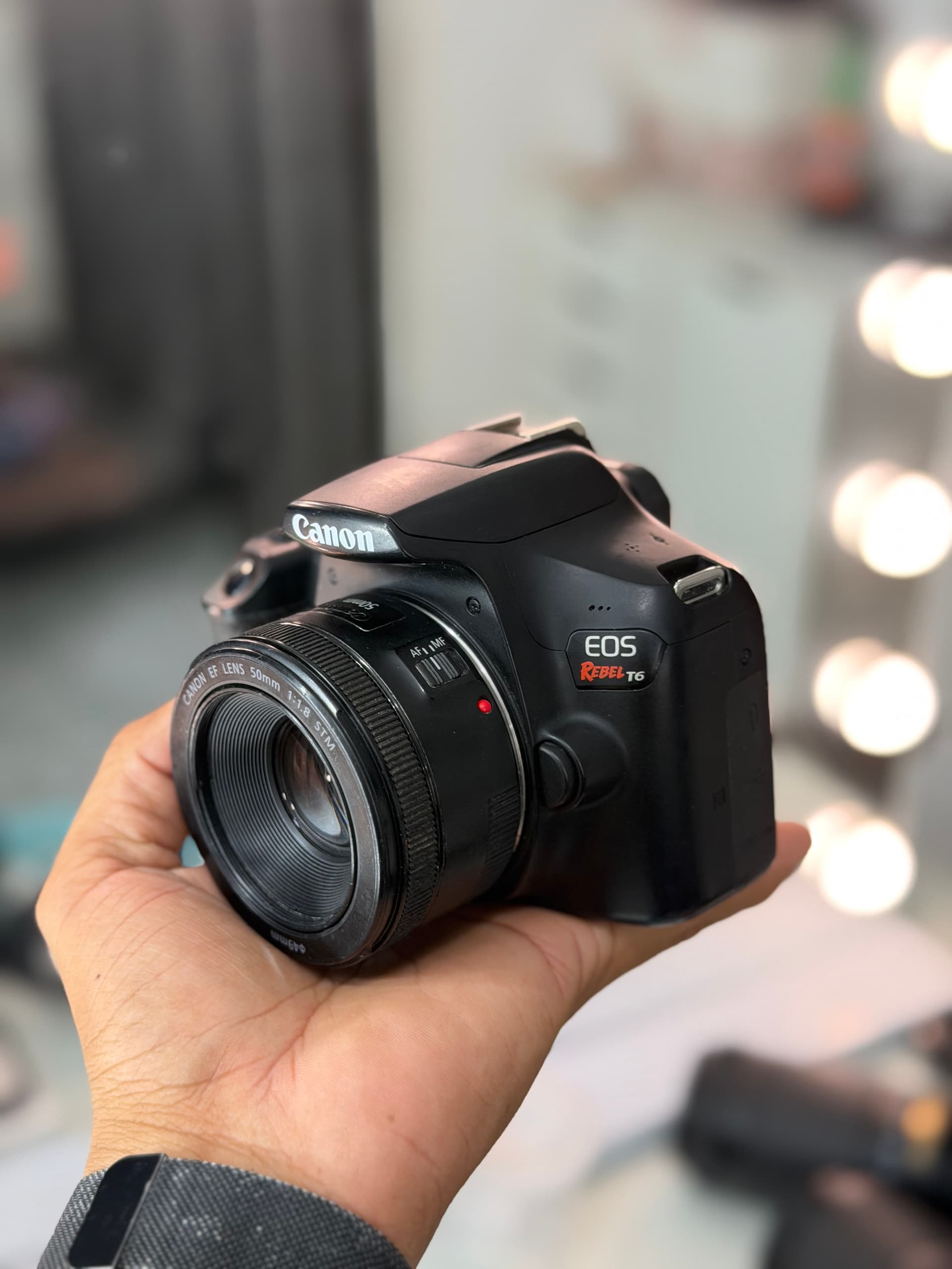 Cámara canon eos t6 wifi con lente de 50mm el más cotizado! PROFESIONAL