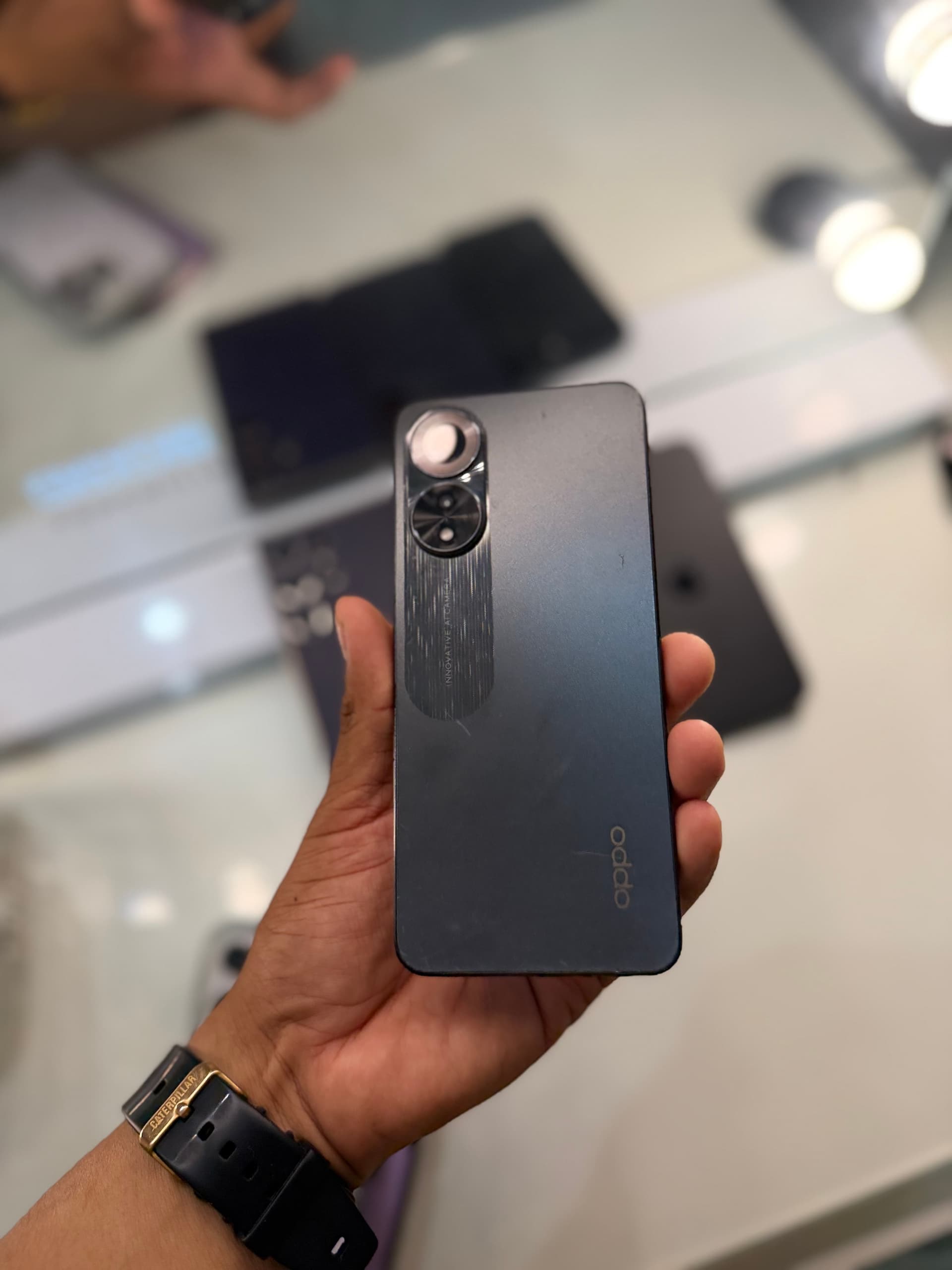 Oppo a78 alto rendimiento 256gb con funda 8 gb ram libre súper potente